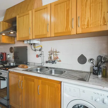 49 - Tiago's Surf House *