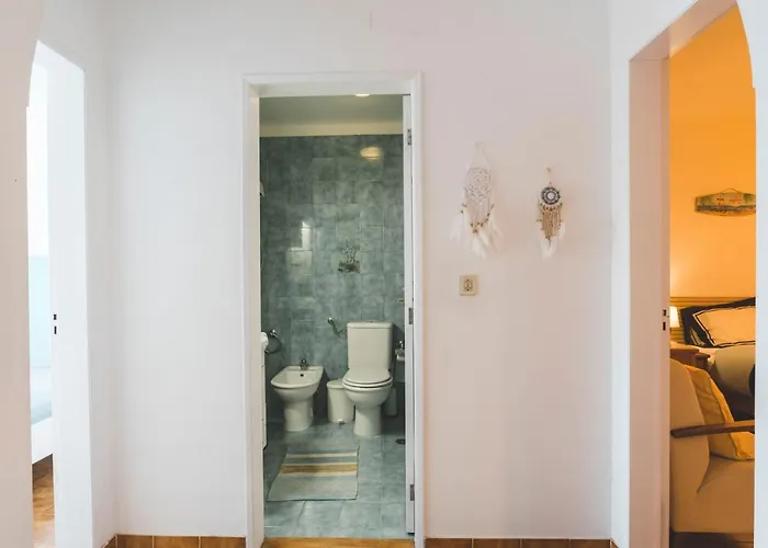 49 - Tiago's Surf House * 阿通奎亚·达·巴利亚